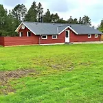 Holiday home Spacious With Forest Romo