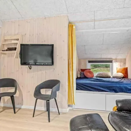 Spacious With Forest *