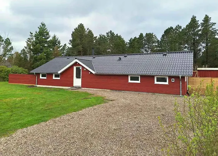 Spacious With Forest Hébergement de vacances Romo